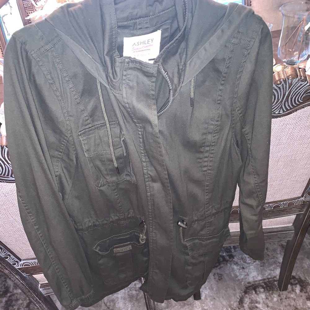 Green twill utility jacket